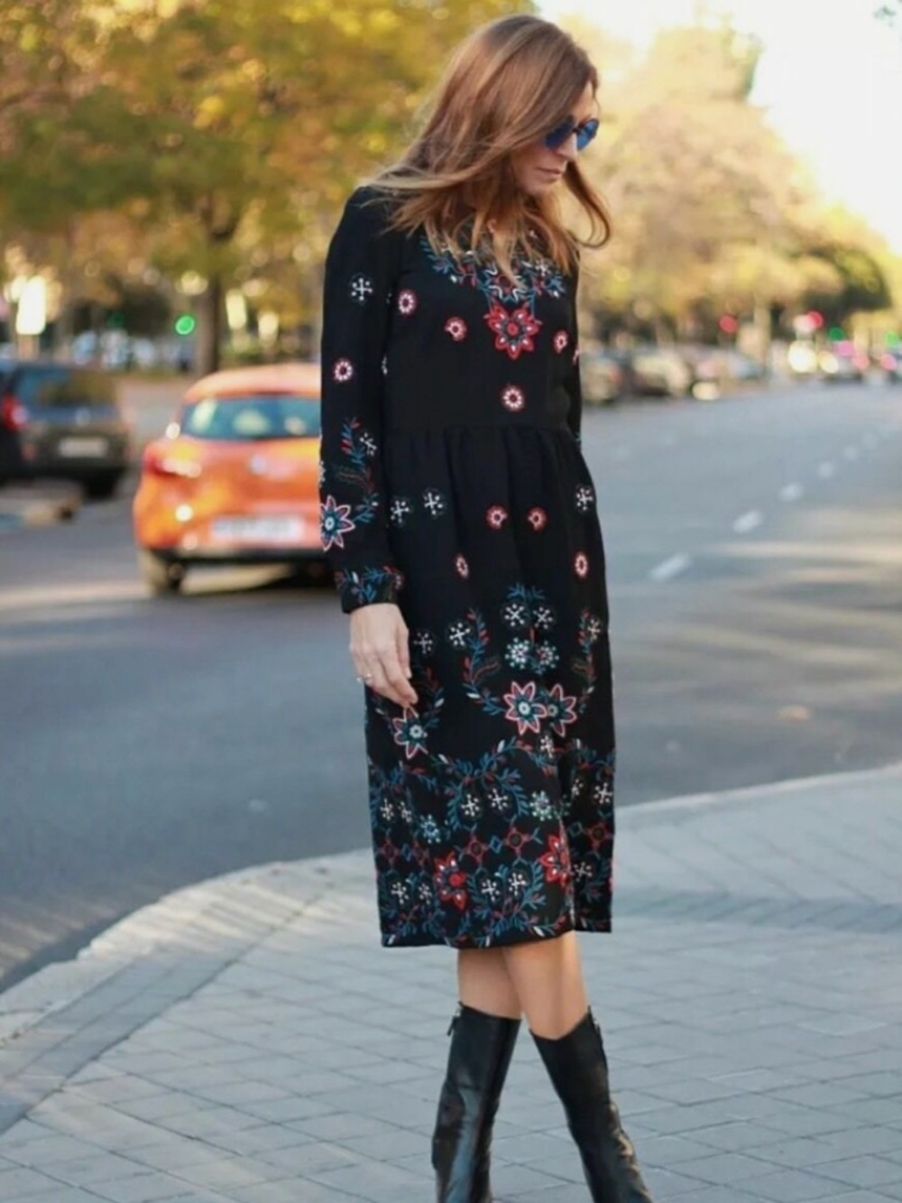 Like New ZARA MIDI LONG FLORAL RUNWAYS FAV EMBROIDERED DRESS BLACK - Sz L